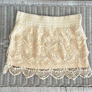 Cream mini skirt